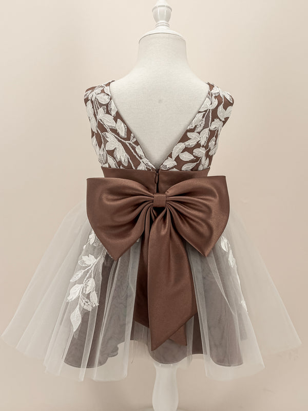 Tulle Sleeveless Knee Length Flower Girl Dress